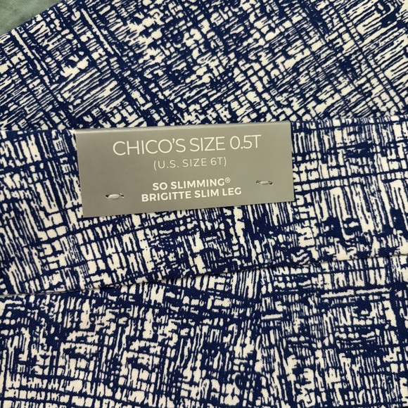 NWT Chicos Brigitte Blue Grid So Slimming Slim Leg Pant  Sz 6T - Picture 7 of 11